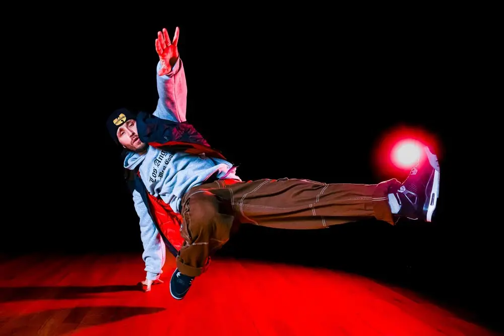 Moon Runnerz Breaking Crew - Hip-Hop -Break Dance - Orléans, Centre Val-de-Loire, France par www.mrso.fr